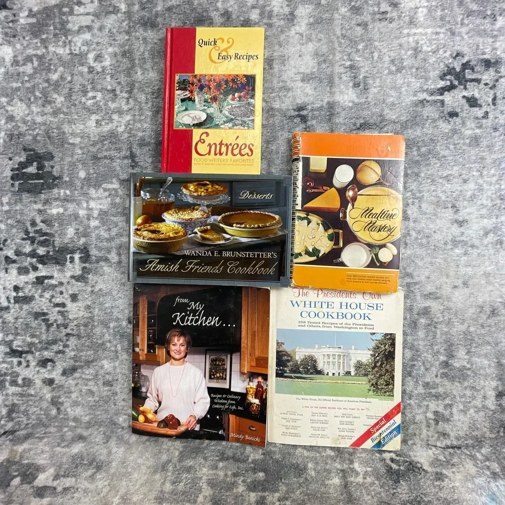 Vtg Cookbook Lot of 5 White House Amish Desserts Recipes Entrees